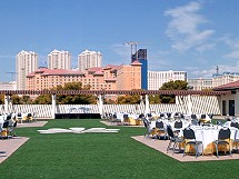 Alexis Park Roof Top Outdoor Meeting space
