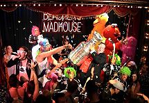 Beachers Madhouse - Stanley Cup