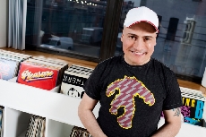 DISCOPUSSY � DJ Danny Tenaglia