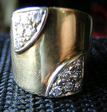 Elvis Ring