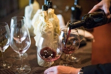 Ferraro�s Event Features Corte Dei Venti, Feudo Disisa Wines 