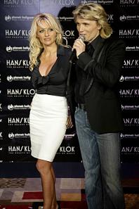Hans Klok and Pamela Anderson
