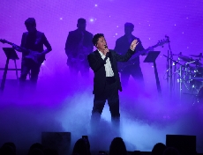 Donny Osmond Continues Solo Residency At Harrah�s - Photo Credit: Denise Truscello
