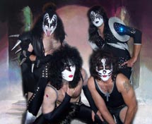 Kiss Army