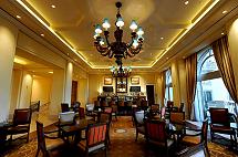 Ravella Lounge Cafe