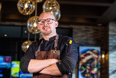 New Chef At Chickie�s & Pete�s Crabhouse and Sports Bar