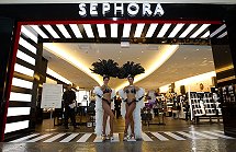 Sephora Forum Shops opening